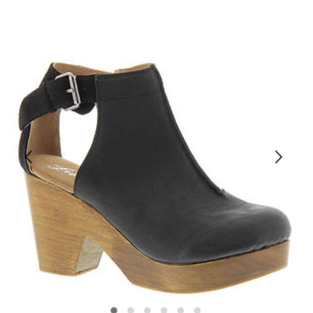 Free People Amber Orchard Clog